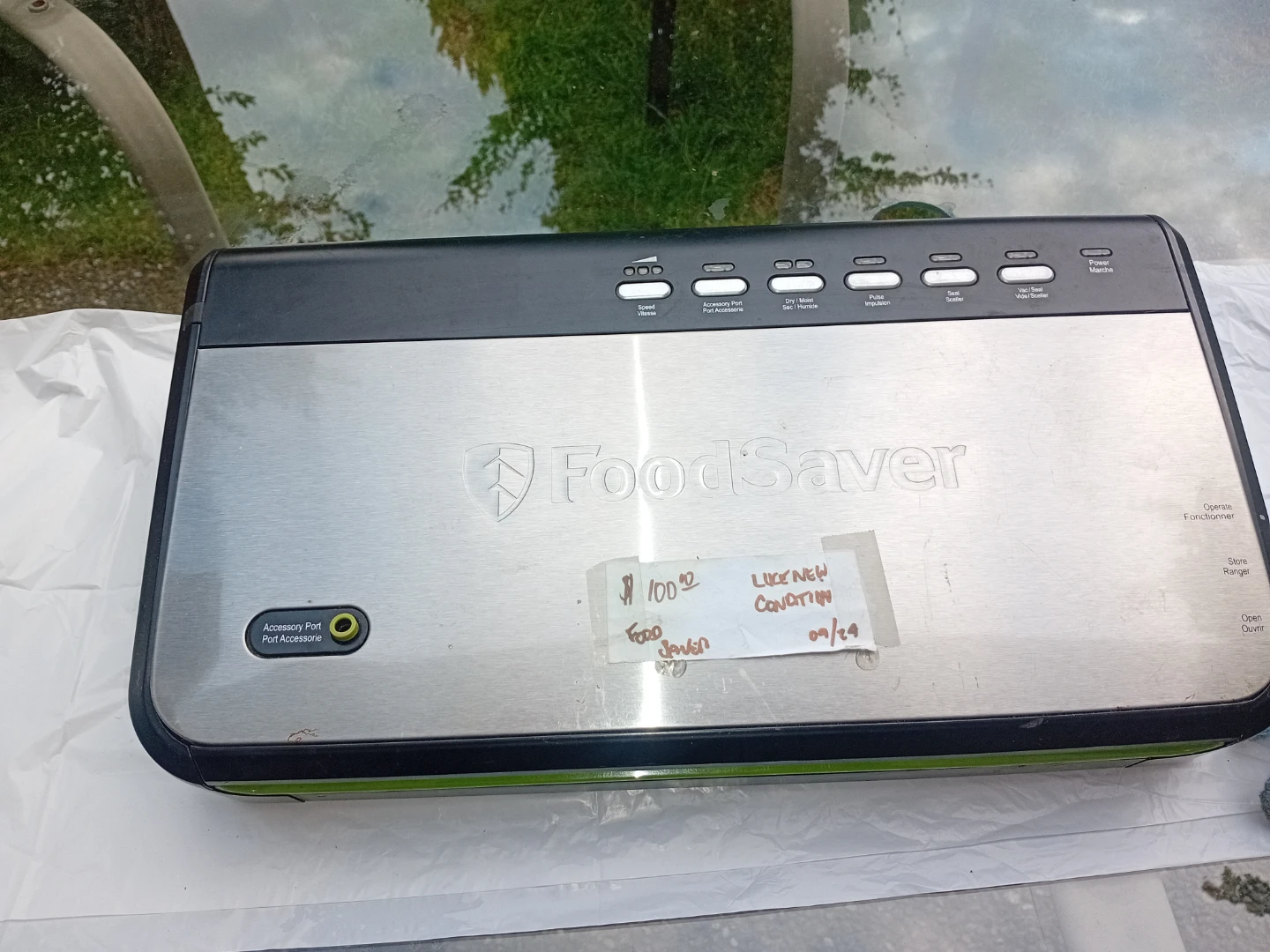FoodSaver Vacuum Sealer