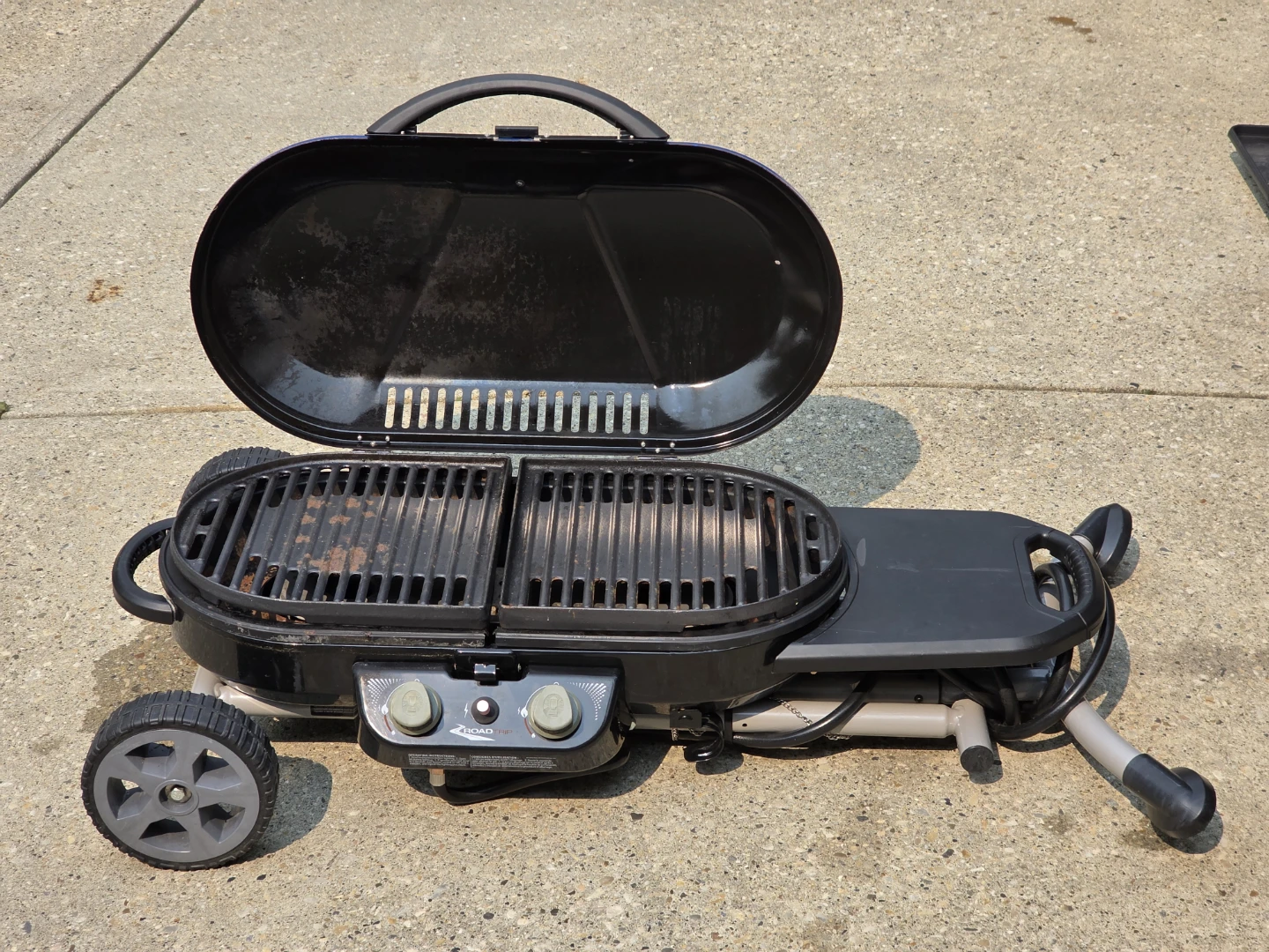 RV ready Coleman RoadTrip Portable Propane Grill - photo 3