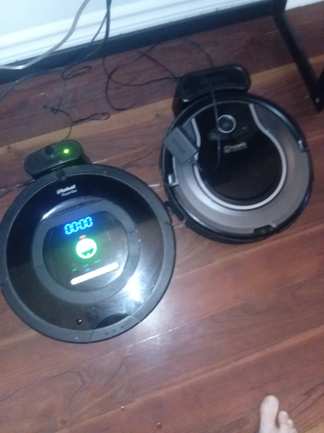 iRobot Roomba Robot Vacuum & Shark Robot Vacuum
