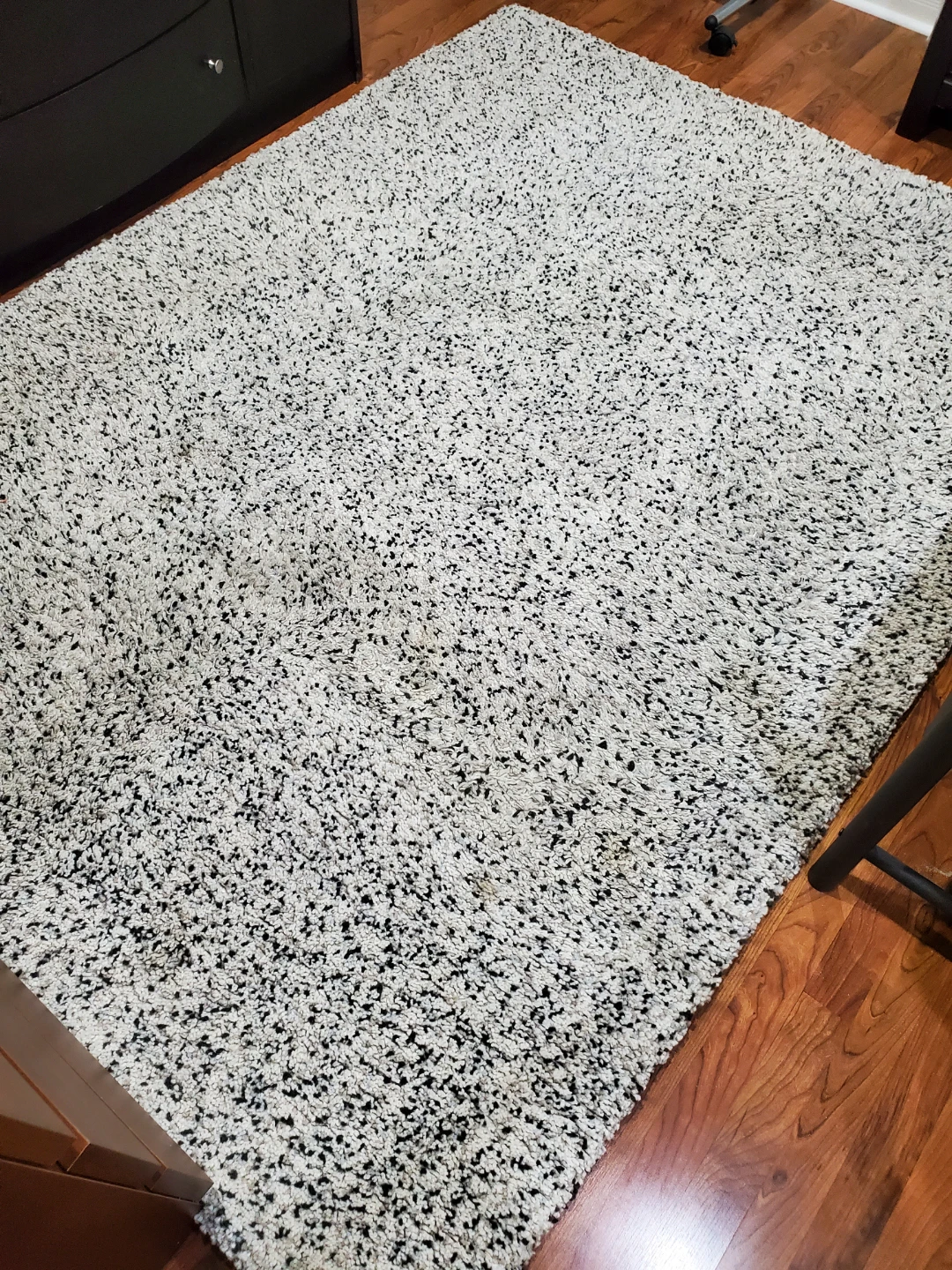 5'7 x 7'7 IKEA VINDUM High-Pile Rug