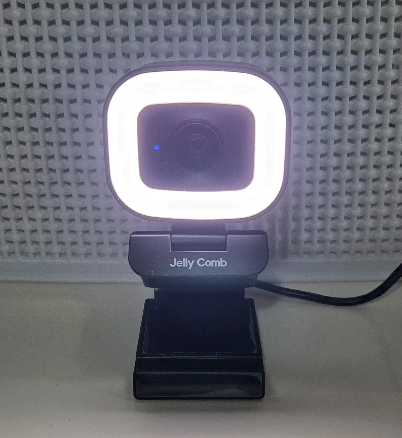 Jelly Comb W15 Streaming Webcam with Ring Light - photo 2