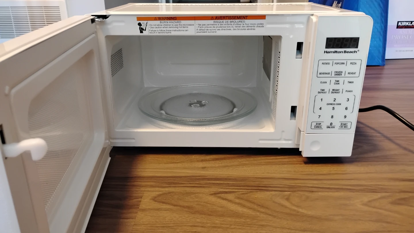 Microwave - photo 2