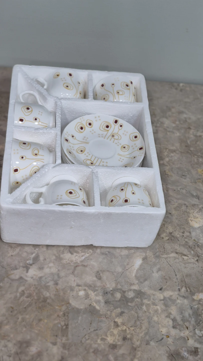 Brand new Set of 6 bone china Cups and Saucers - photo 3
