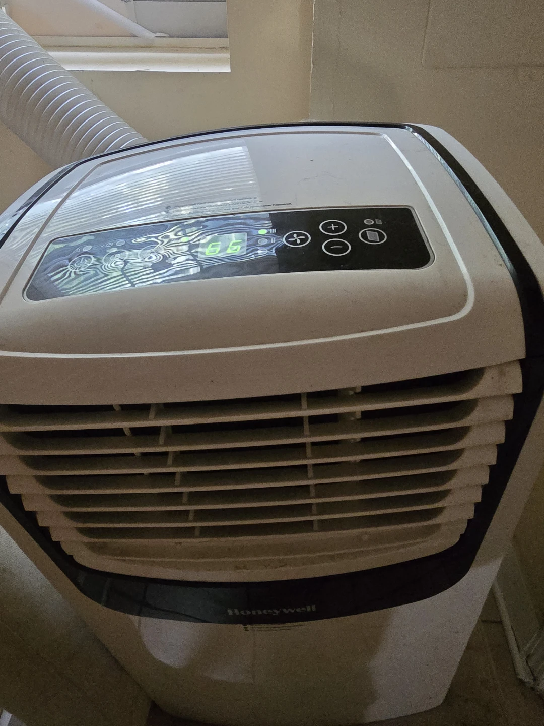Honeywell Portable Air Conditioner - photo 4