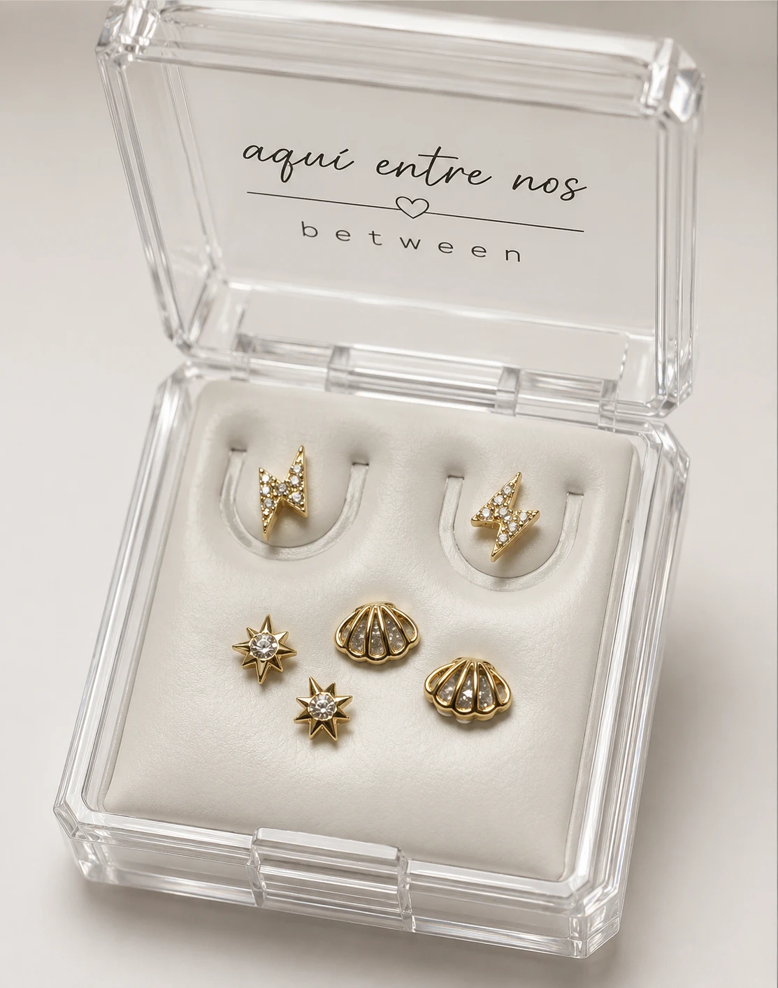 Between earrings set