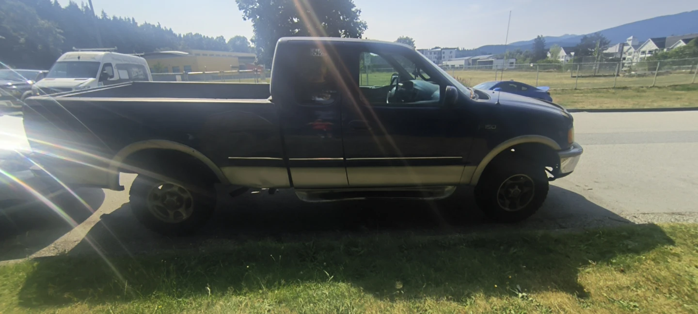 Ford F-150 Truck