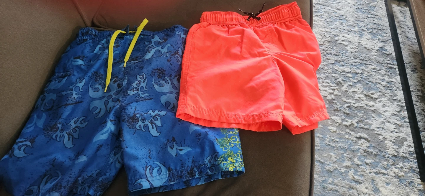 Boys' Swim Trunks XS (4-5)