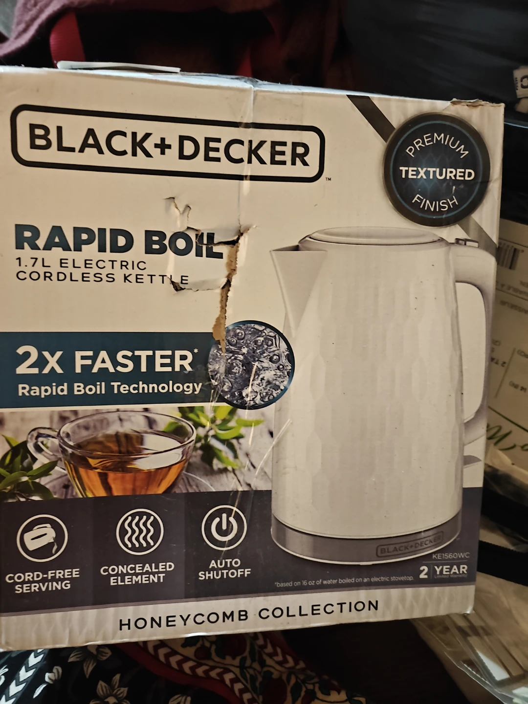 Black & Decker Electric Kettle - 1.7L - White - photo 2