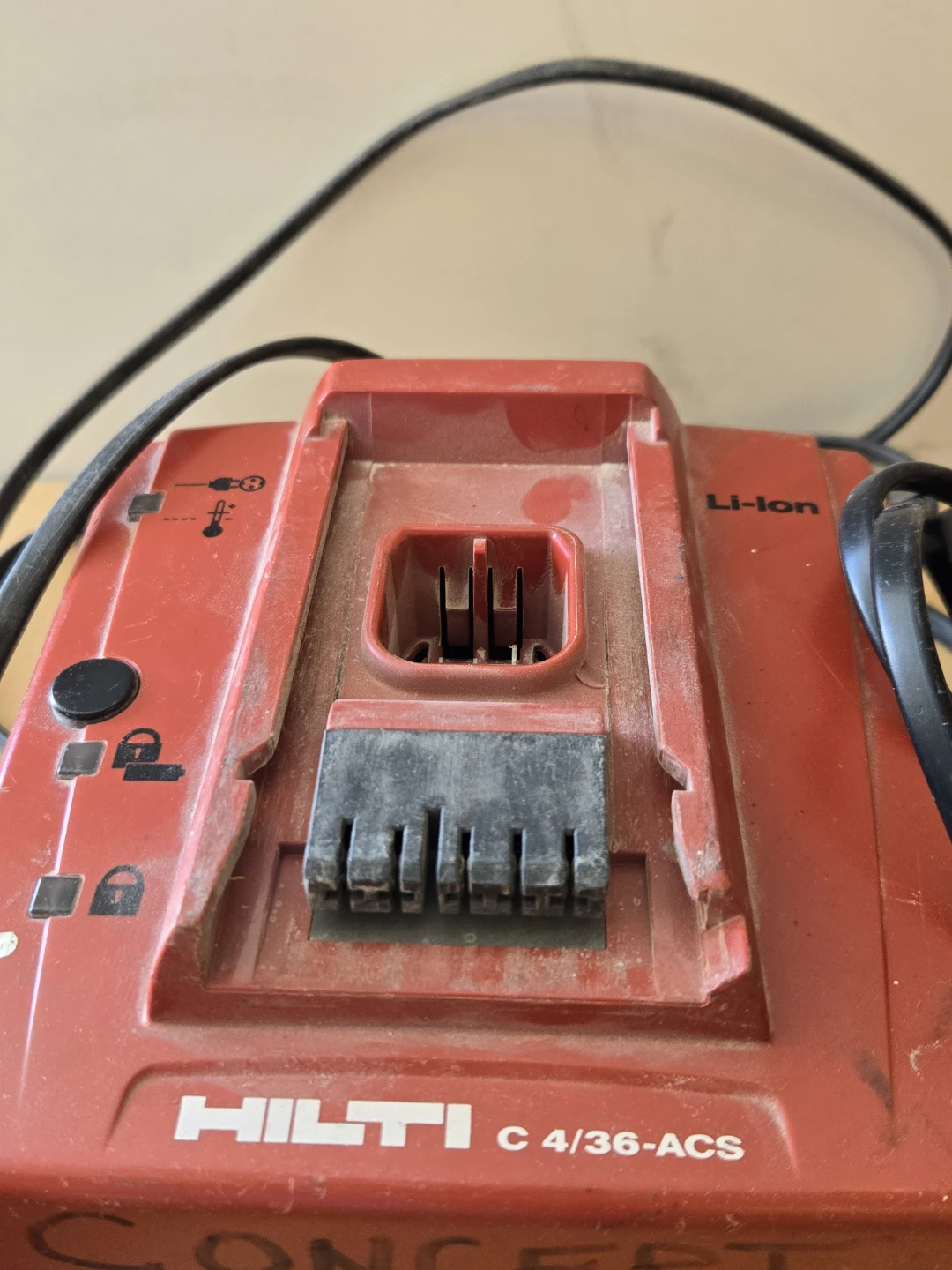 Hilti TE 2-A18 Hammer Drill Bundle