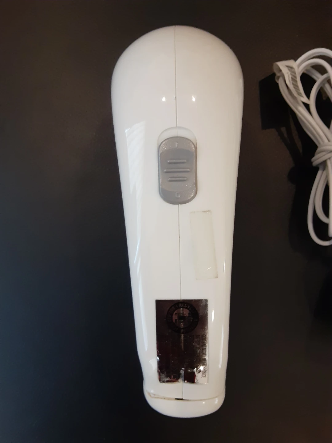 Conair Fabric Shaver Rechargable Like New - photo 3