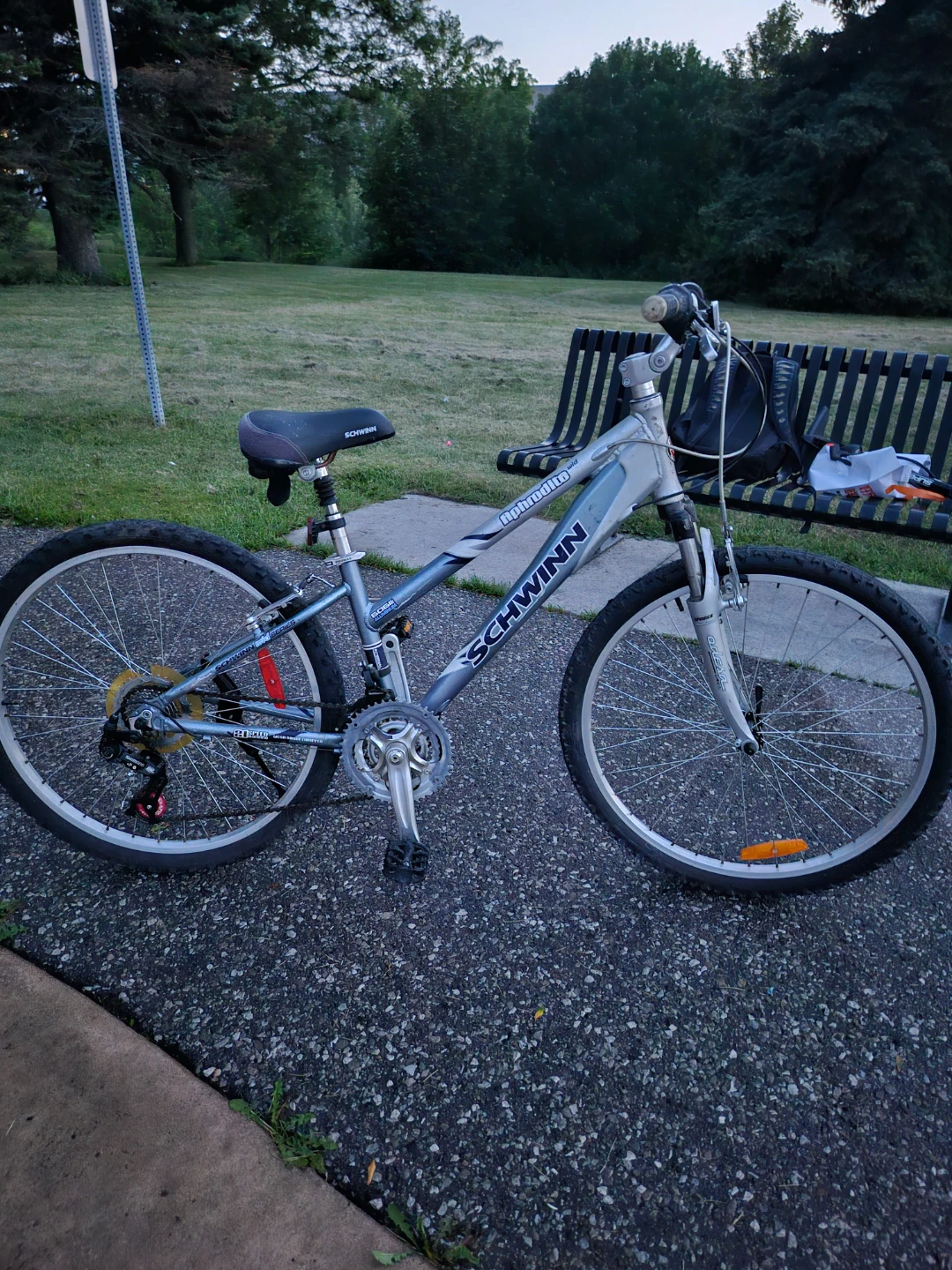Schwinn Aphrodite Women's Mountain Bike