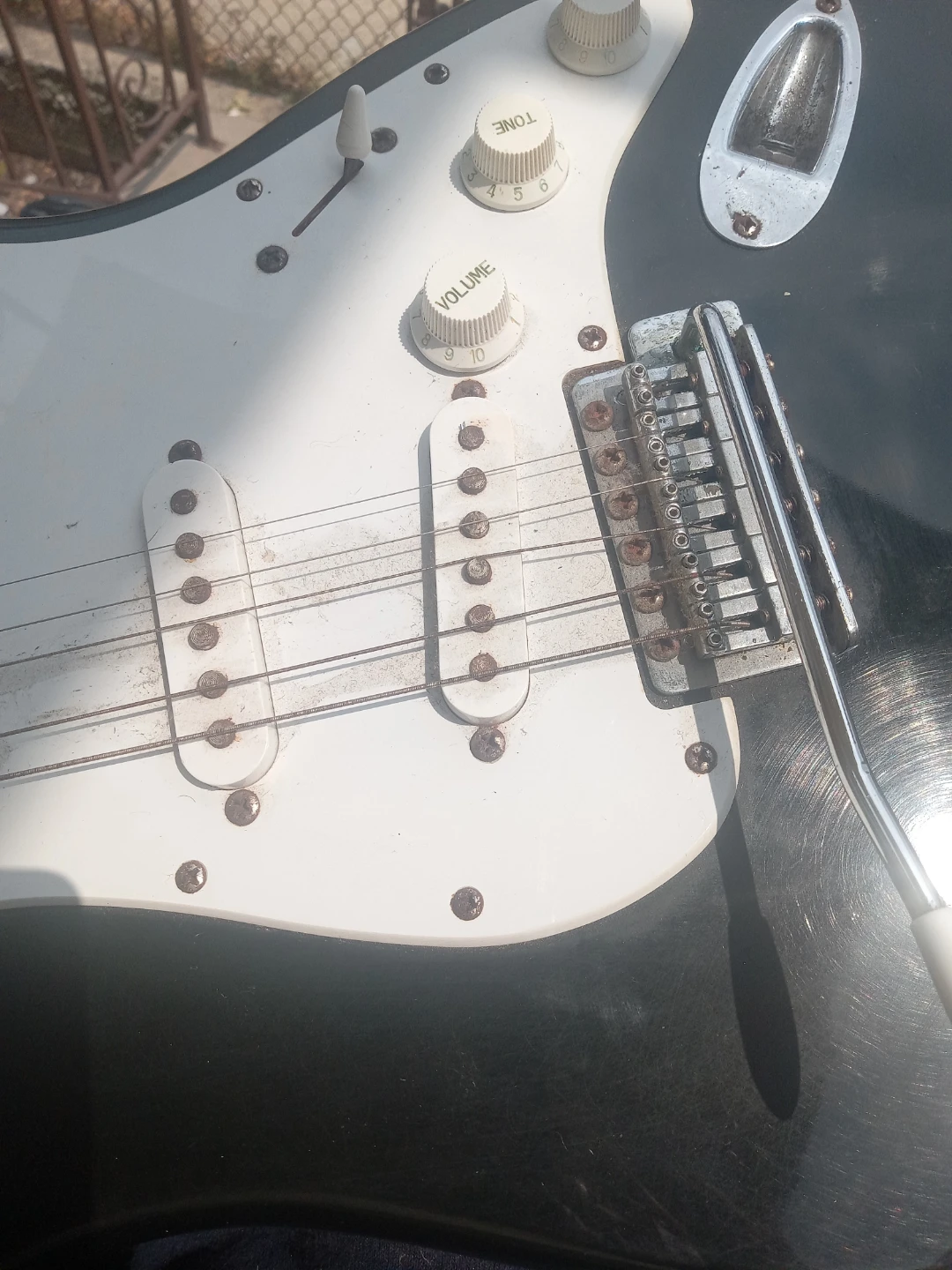 Squier Strat Electric Guitar - photo 2