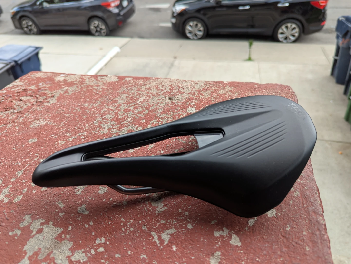 Fizik Vento Argo R3 Saddle - 150mm (K:ium Rails)