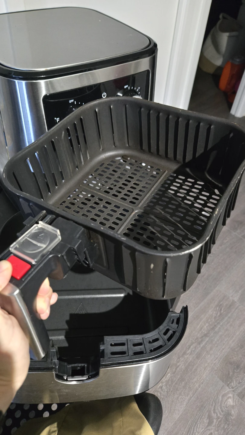 Insignia Air Fryer - photo 5