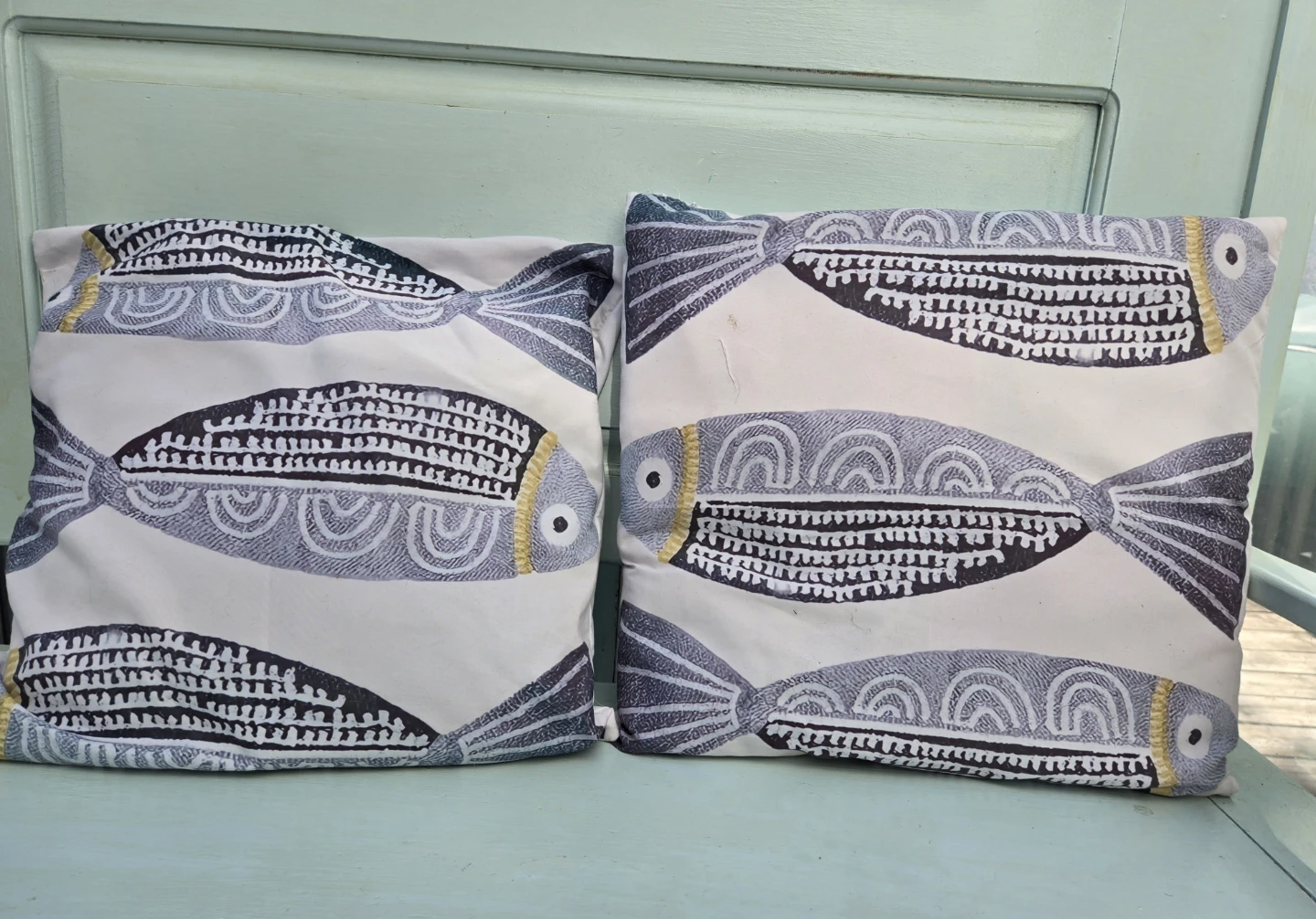 Set of 4 Throw Pillow Covers - Multiple Designs - photo 3