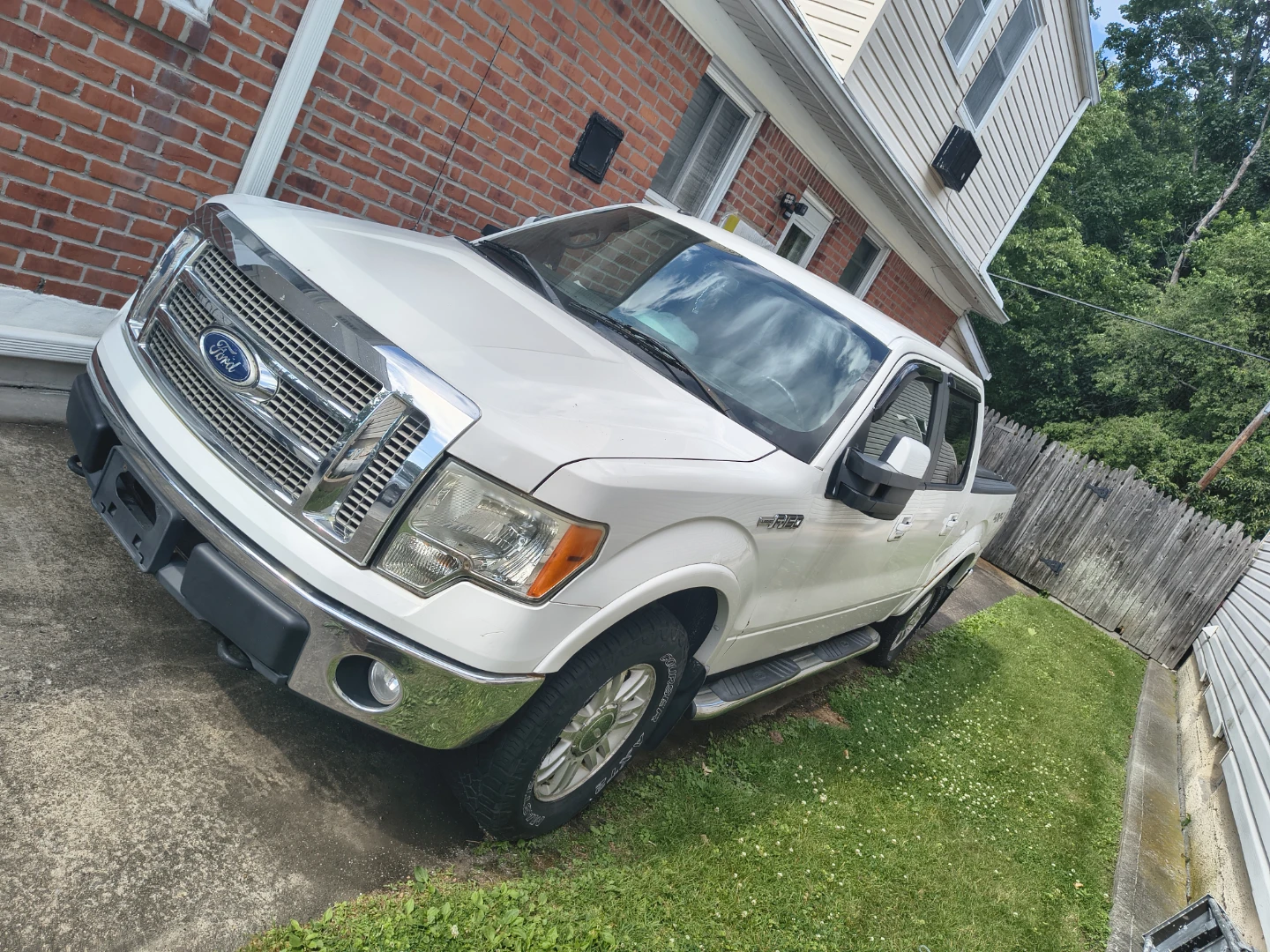 I got a Ford f150 for sale 2010 116.000 miles on it - photo 3