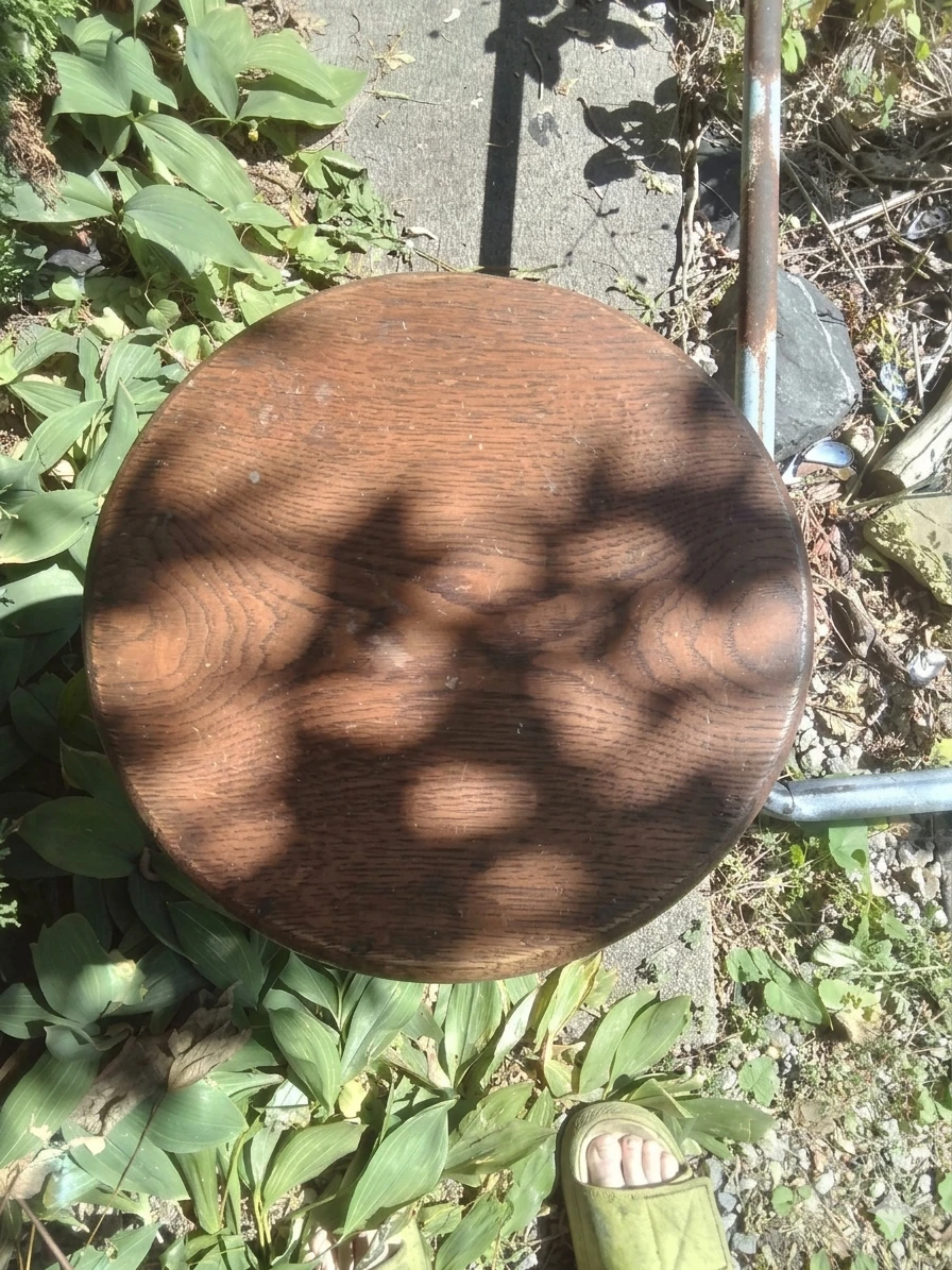 Antique 22" Oak Counter Stool – Turned Legs & Double-Ring - photo 3