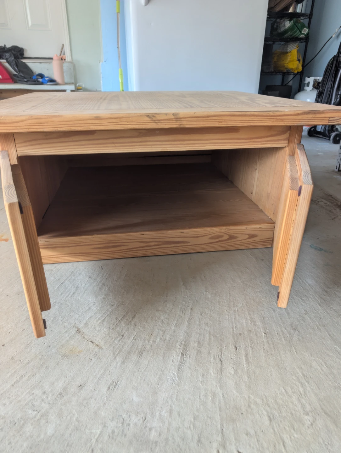 Square Coffee / End Table - photo 4