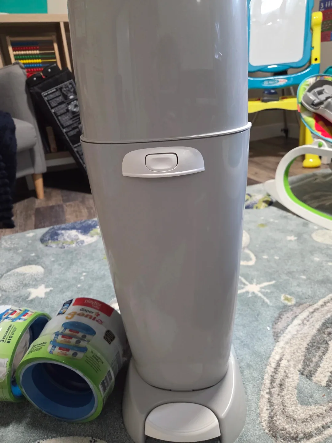 Diaper Genie with 4 refills