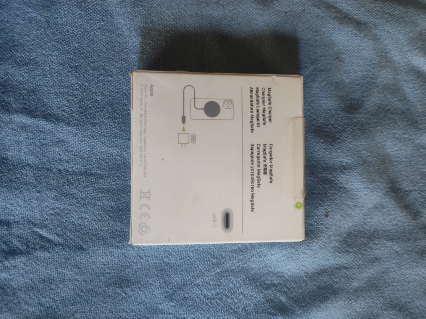 Apple MagSafe Charger - photo 2