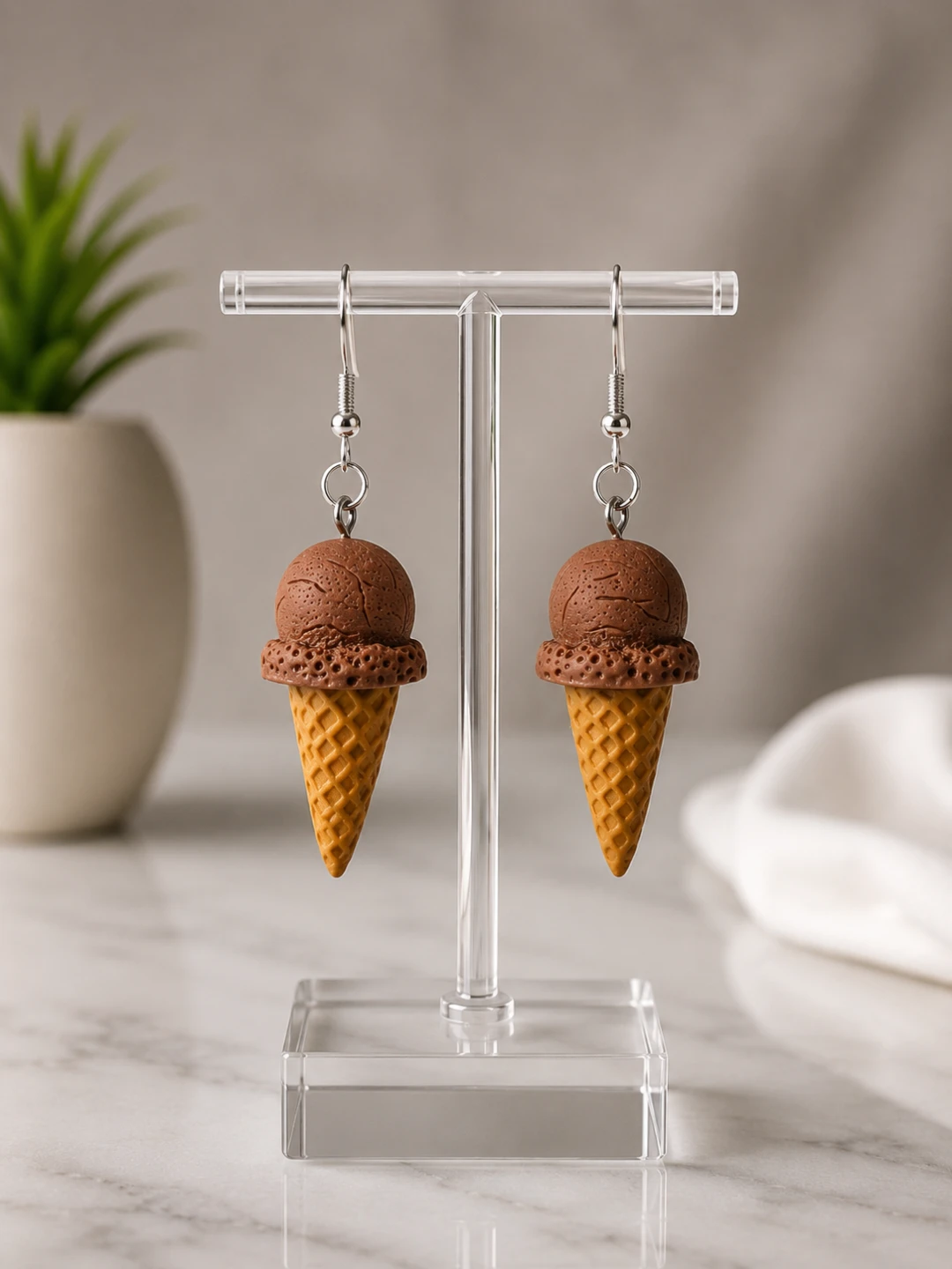 Boucles d'oreilles cône de crème glacée chocolat