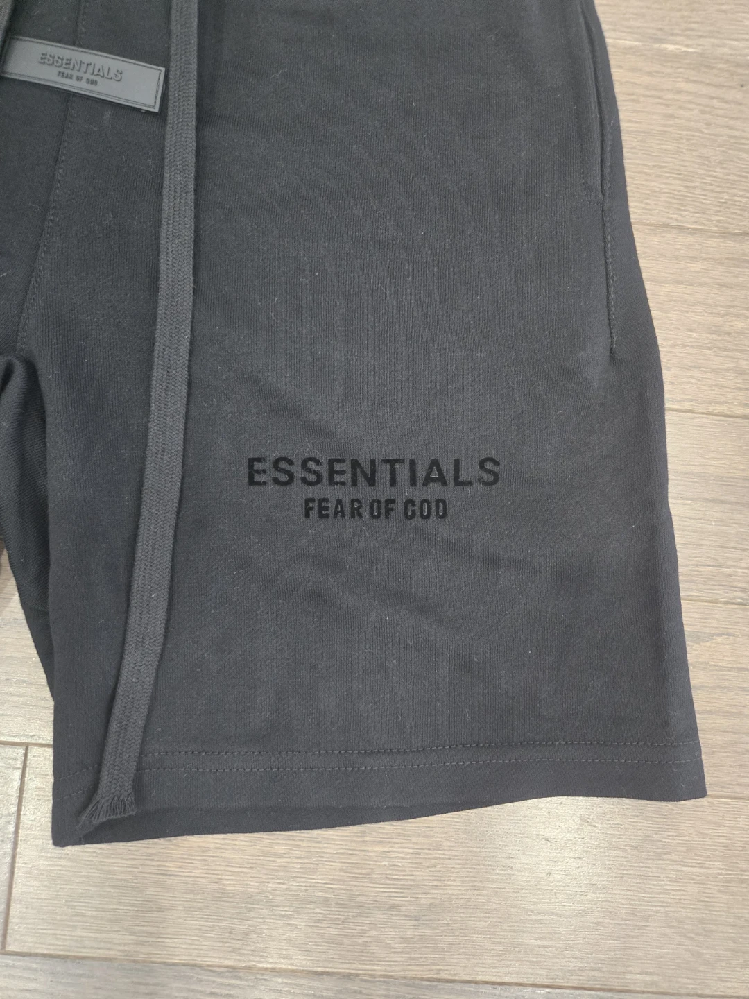 Bape T shirt Medium and Essentials shorts Small. - photo 4