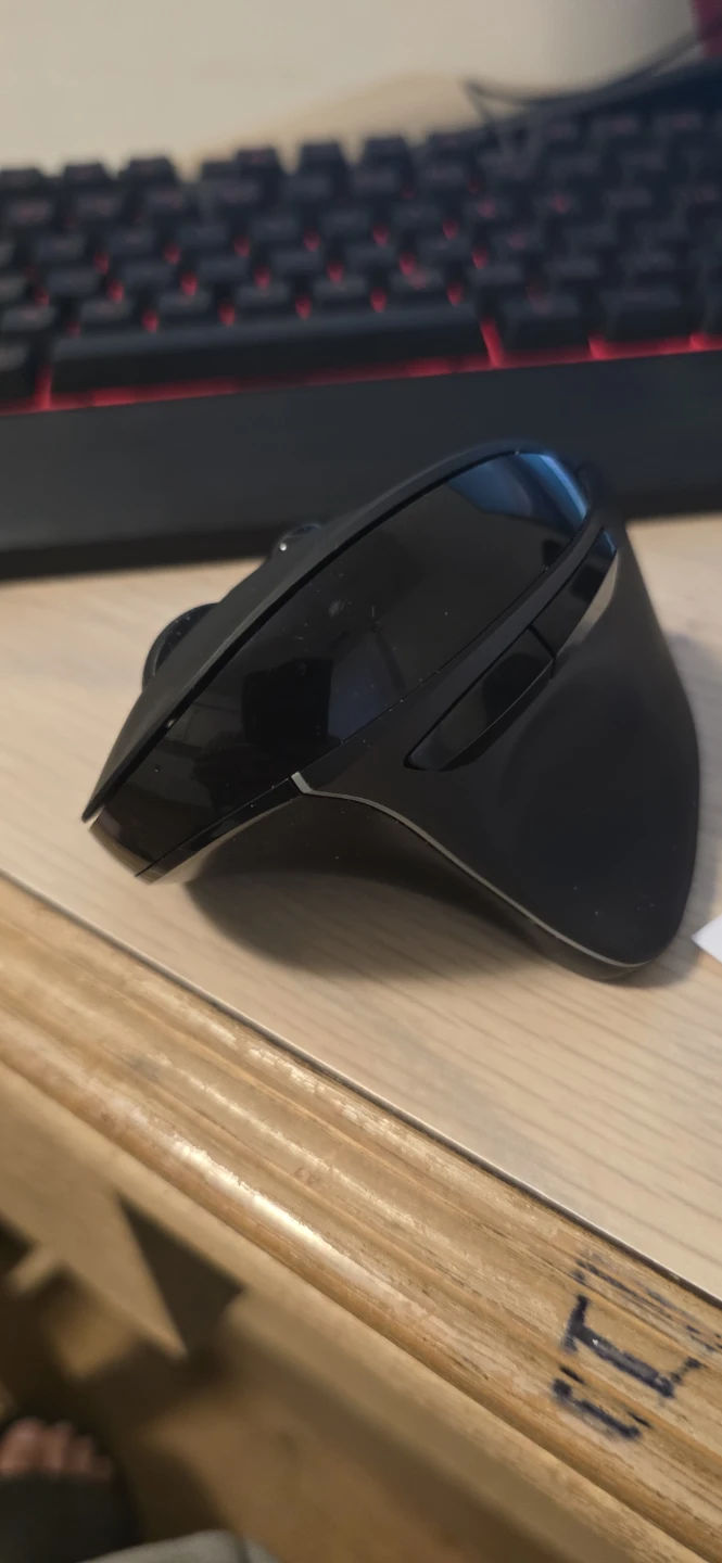 Insignia Wireless Mouse - photo 2