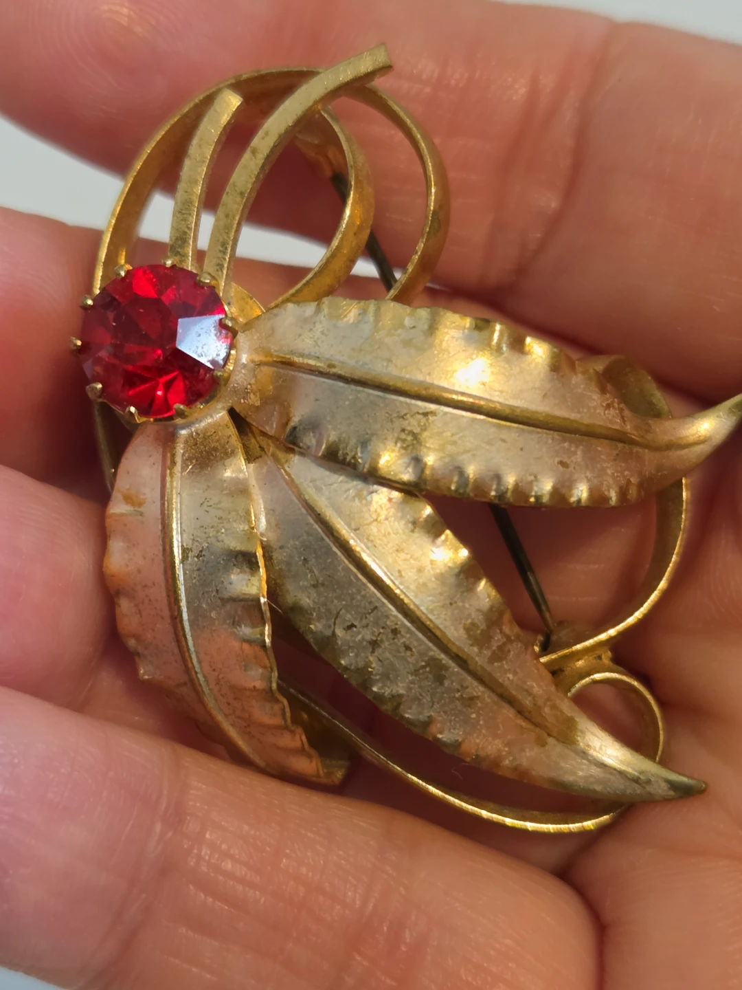 Floral brooches and bracelet - photo 4