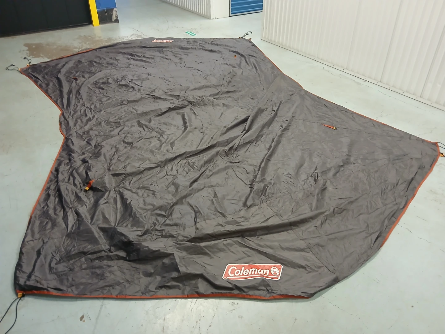 Coleman Tent - photo 3