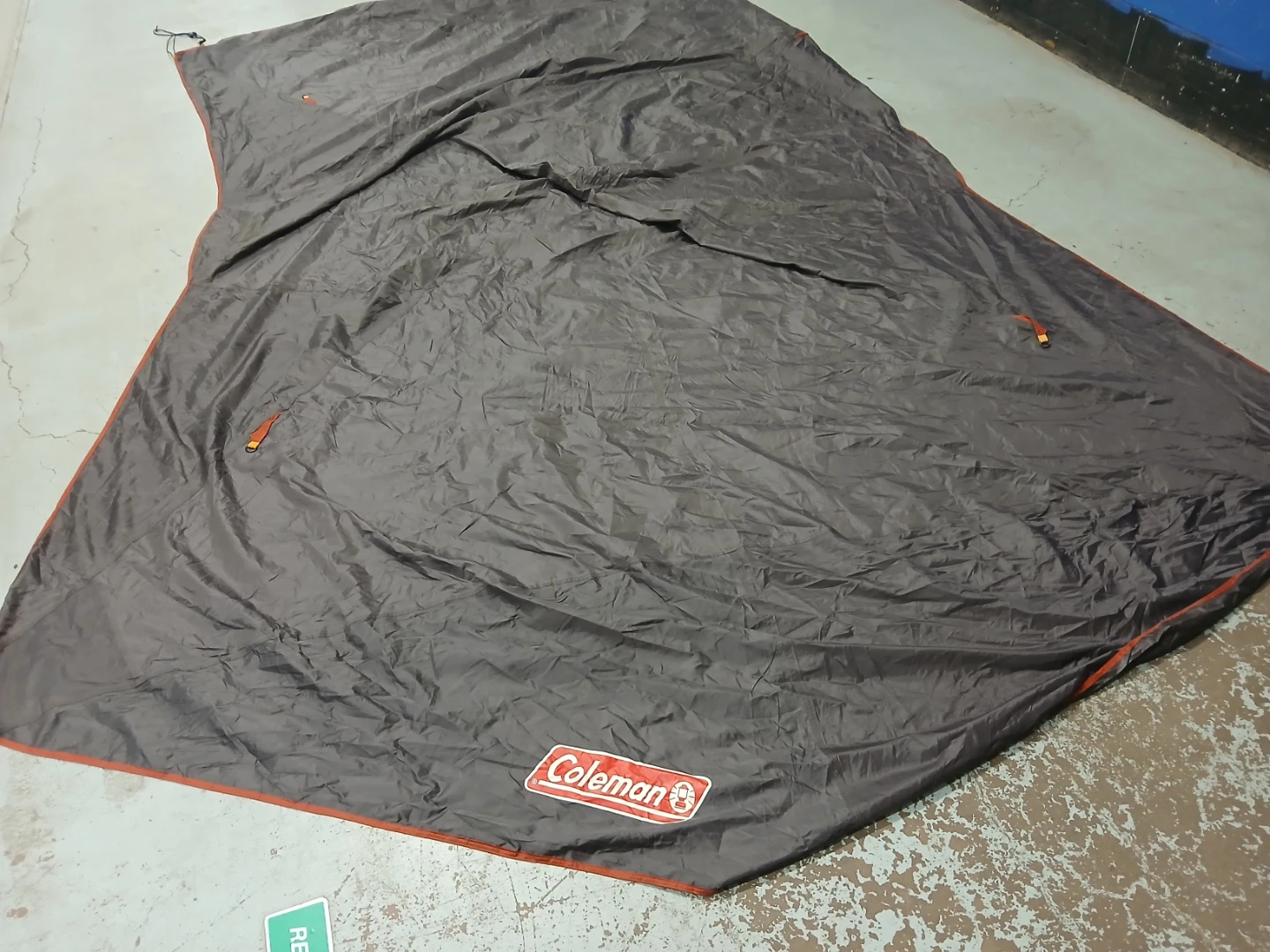 Coleman Tent - photo 4