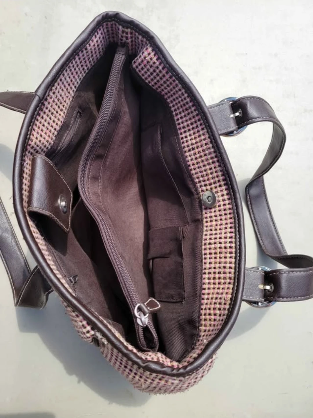 Purses ($2 each) - photo 3