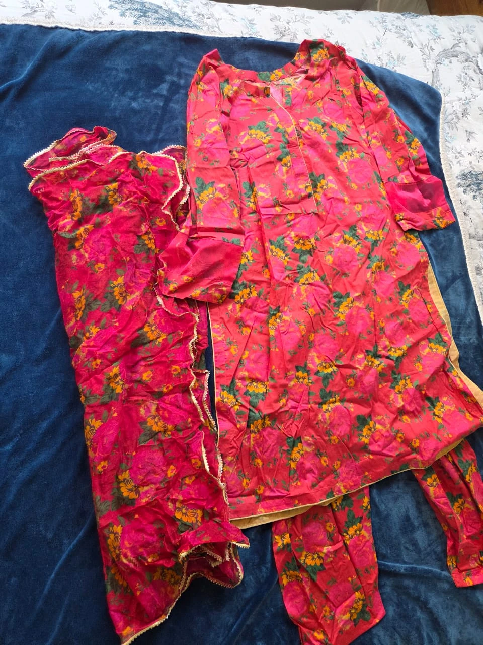 Women's 3-Piece Floral Print Kurti Set - Lawn