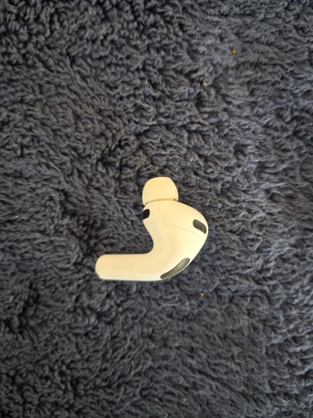 Apple AirPods Pro 3 replacement (A3064) left earbud only). - photo 3