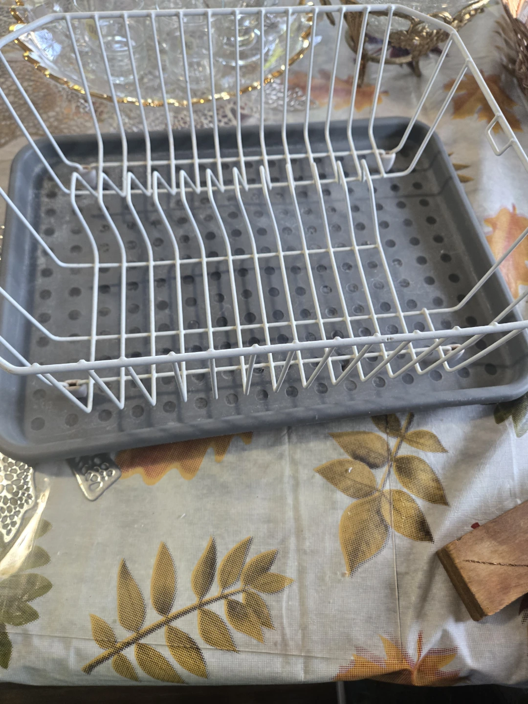 White Dish Drying Rack with Grey Tray - photo 2