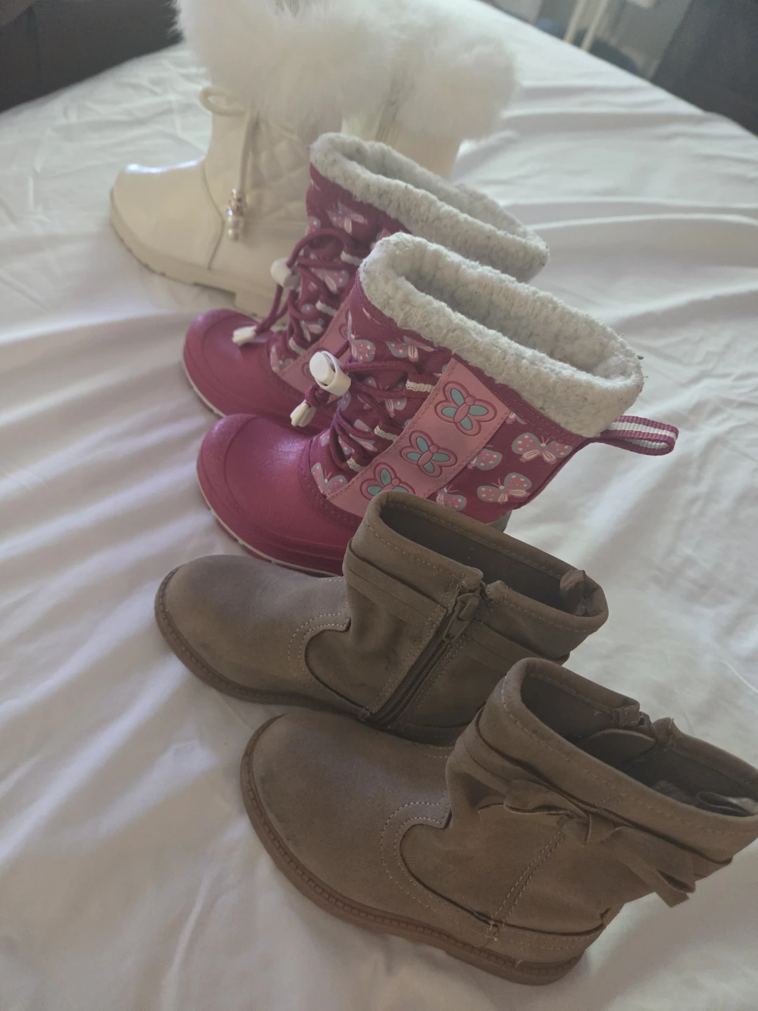 Bundle of 3 pairs of girls' boots - photo 2