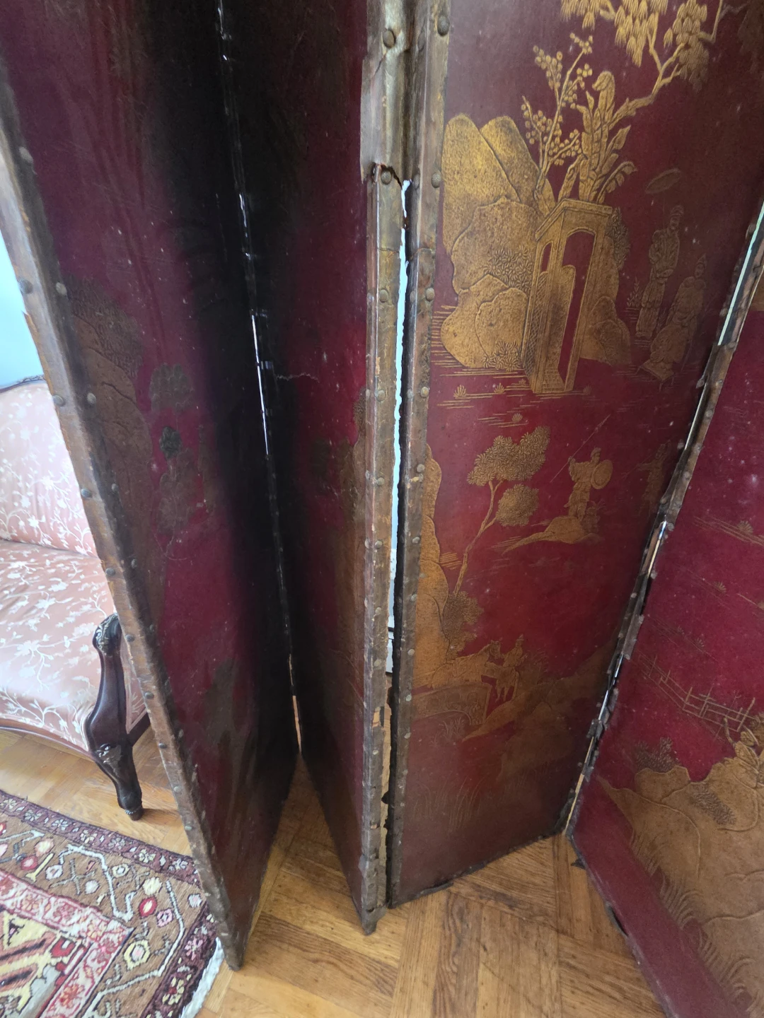 Antique Crimson Red & Gold Room Divider - photo 4