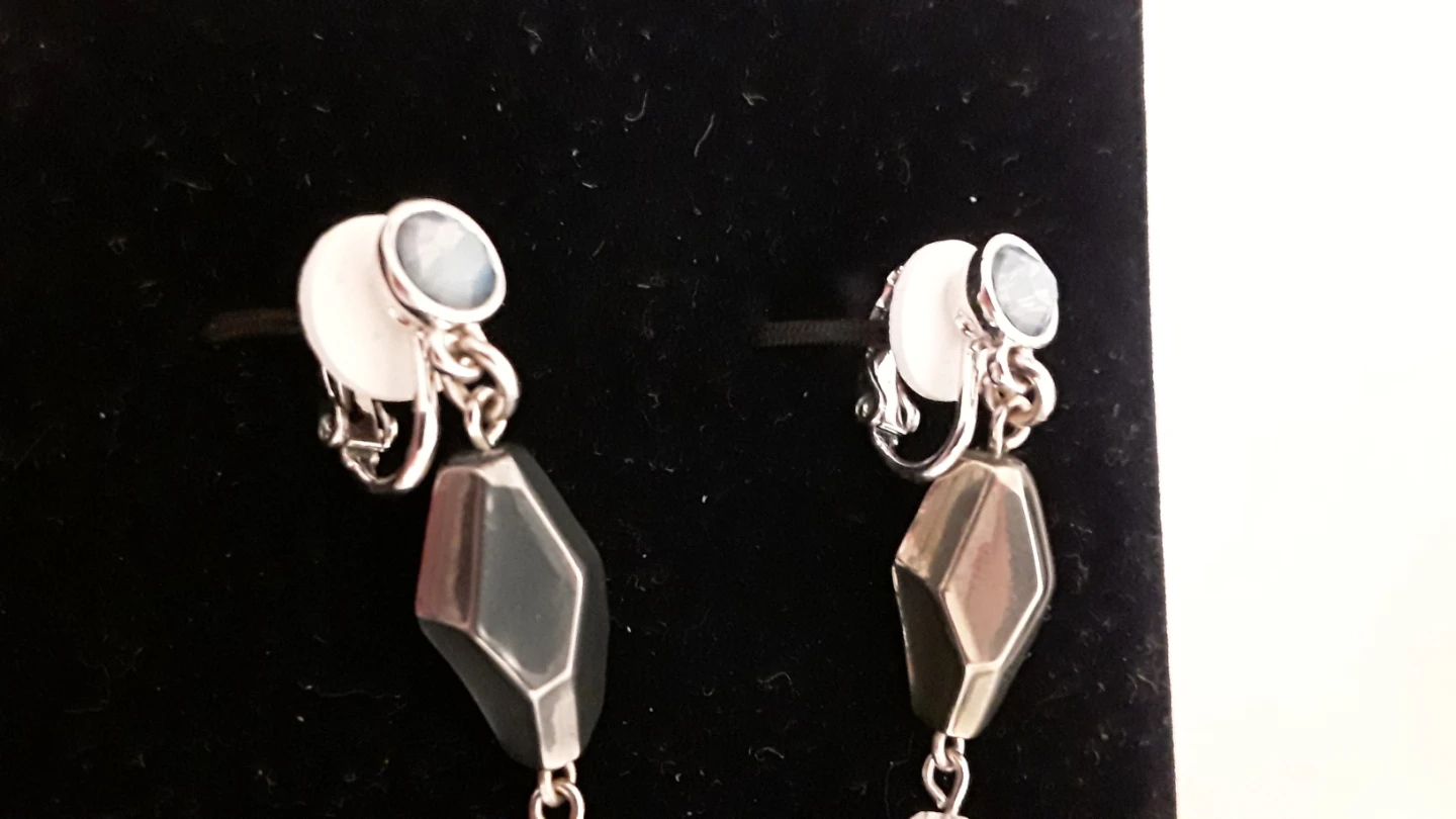 Swarovski Dangle Earrings - photo 2