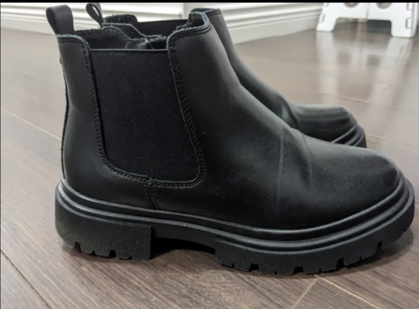 ARTICA Black Chelsea Boots size 5 - photo 2