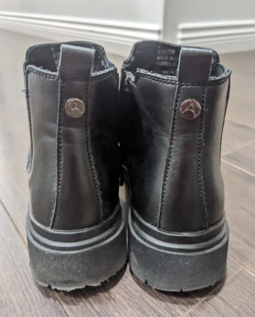 ARTICA Black Chelsea Boots size 5 - photo 3