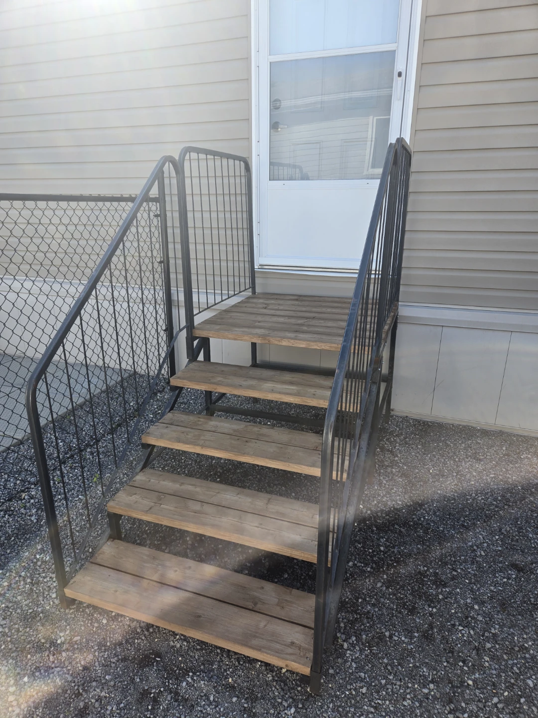 Steel Entrance Stairs / Platform - photo 3