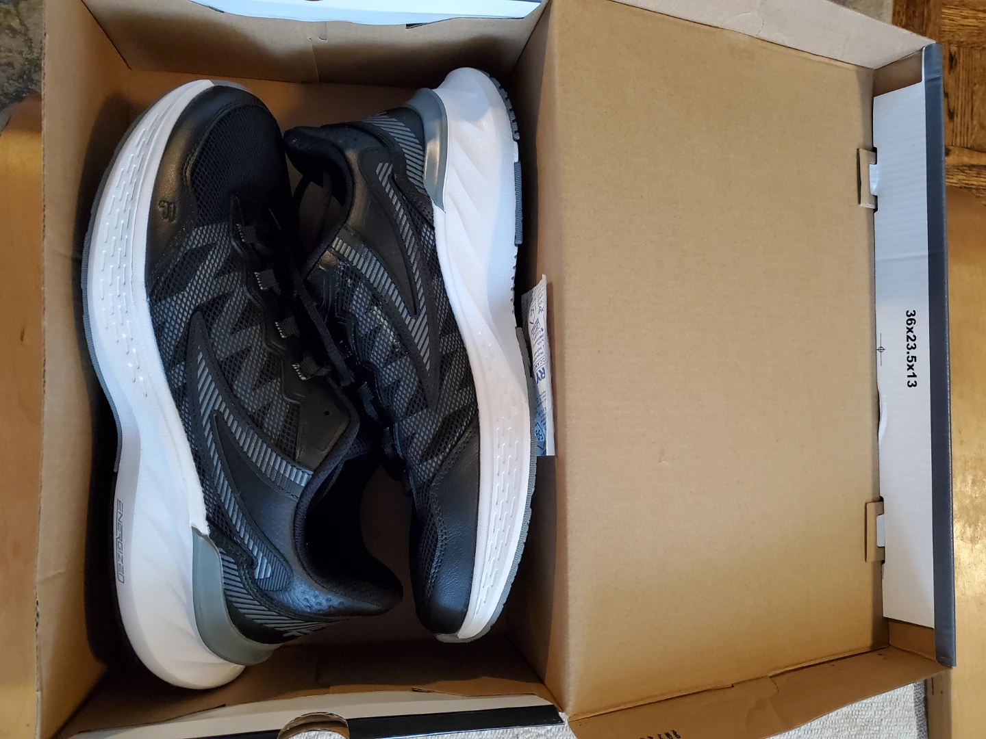 Fila running shoes - size 10 -  brand new - photo 3