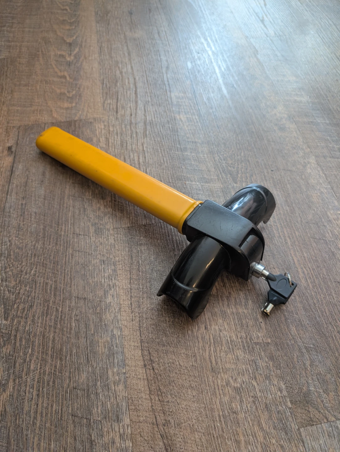 Yellow and Black Car Steering Wheel Lock with Keys - photo 4