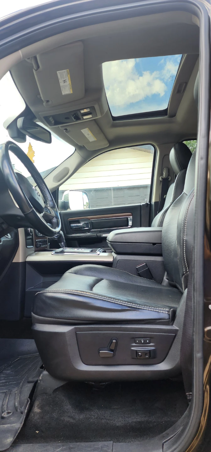 Ram 1500 Laramie Truck 2013 - photo 4