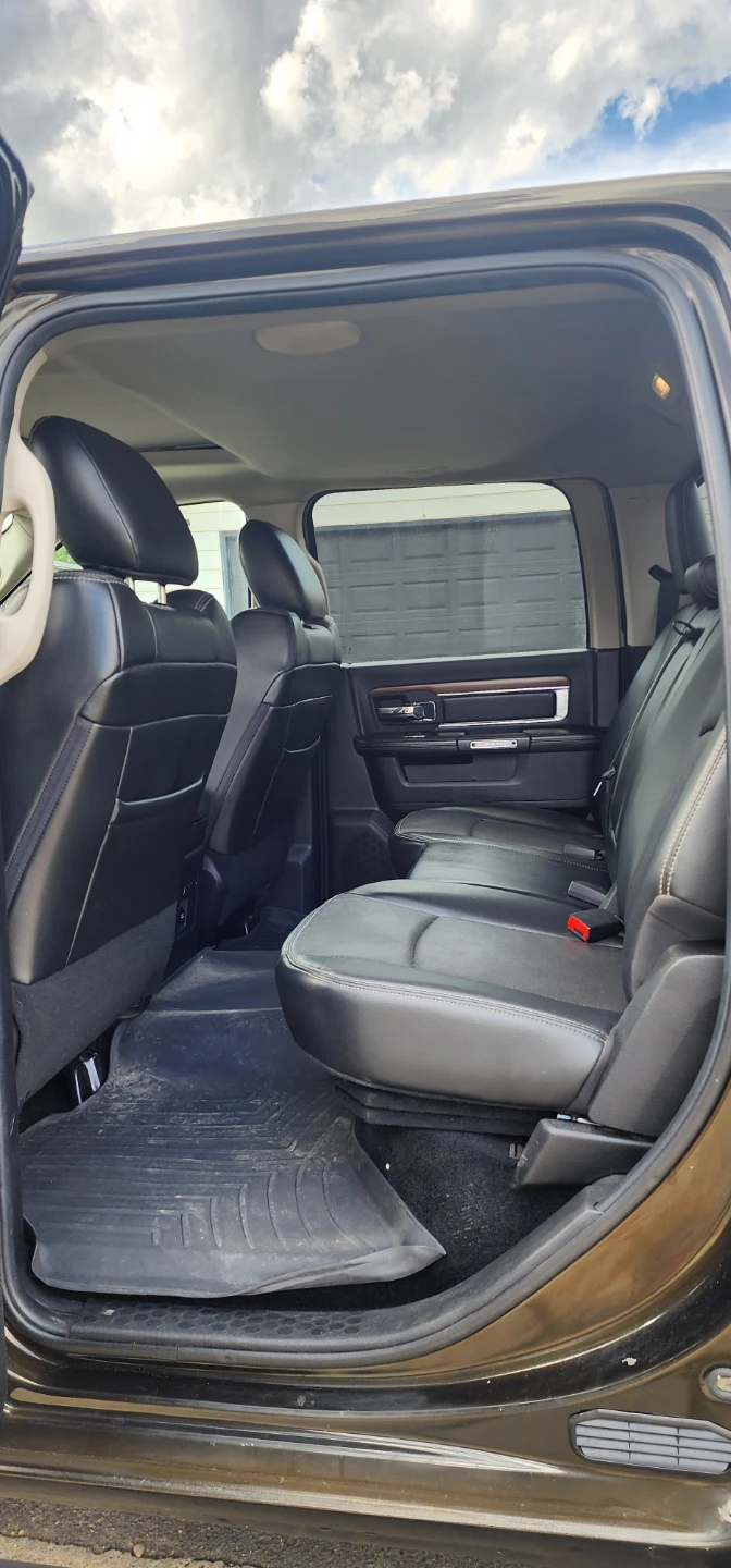Ram 1500 Laramie Truck 2013 - photo 5