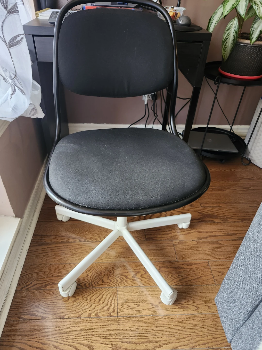 IKEA Swivel Office Chair - Black