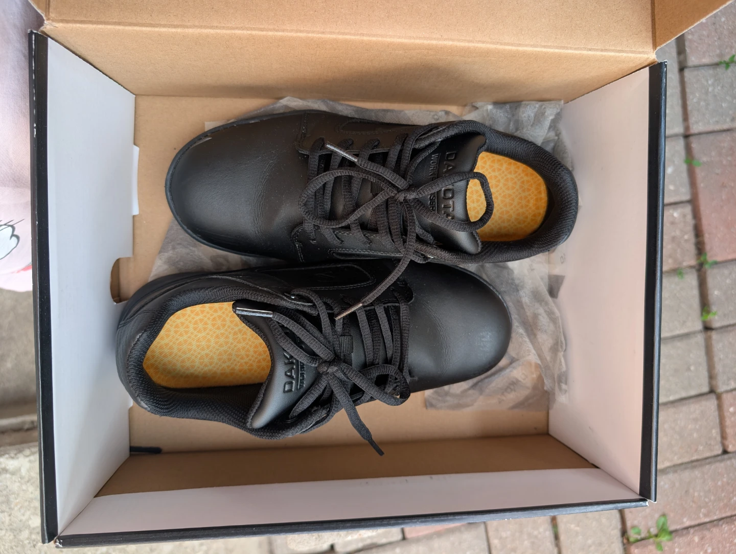 Neatly used Men's Workpro Shoes