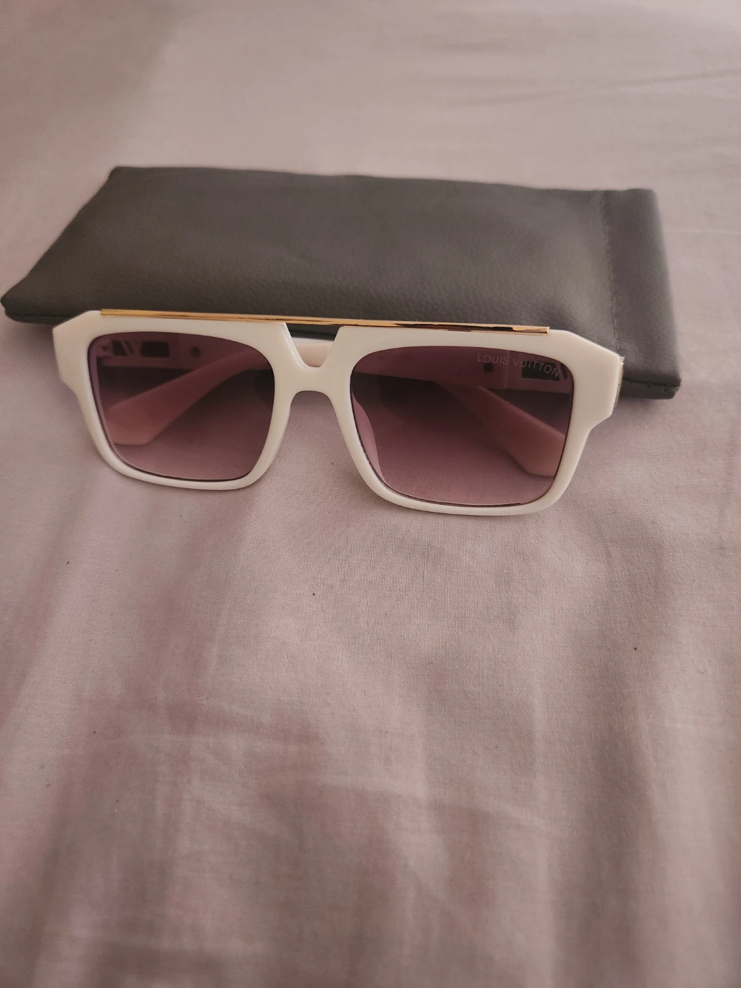 Louis Vuitton Sunglasses - White - photo 2