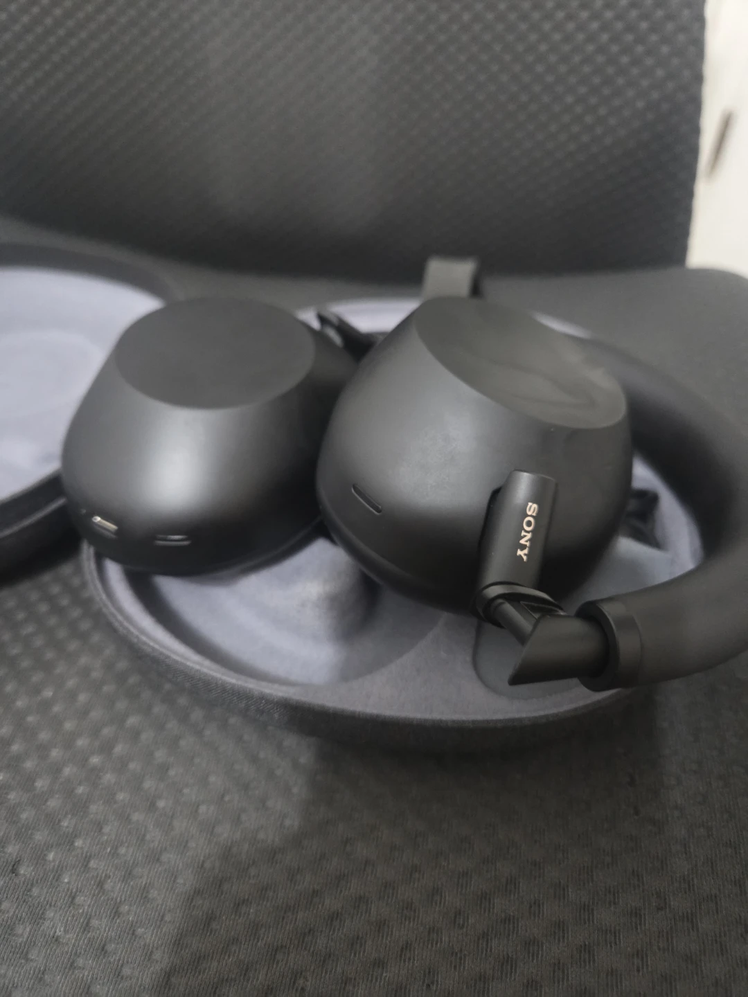 Sony WH-1000XM6 Noise Cancelling Headphones - photo 2