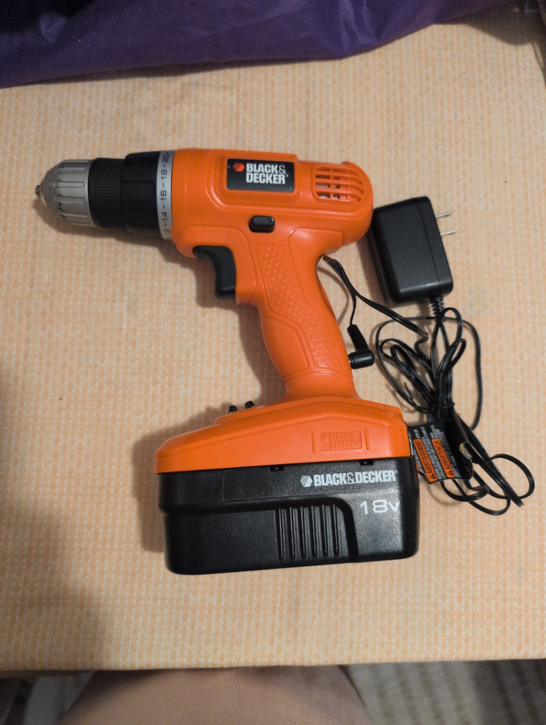 Black & Decker 18V Cordless Drill - PLS READ