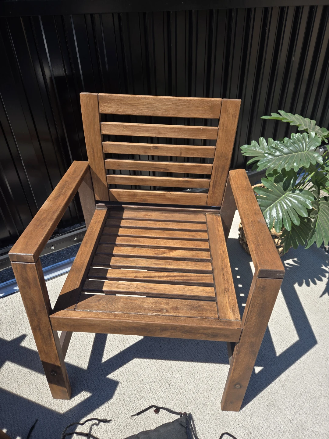 Newly refinished 2 applaro patio chairs w cushions - photo 4
